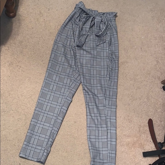 NWOT Stretchy plaid pants - Picture 2 of 4